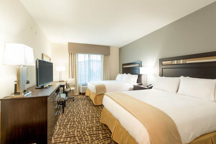 Holiday Inn Express & Suites Denver South - Castle Rock by IHG