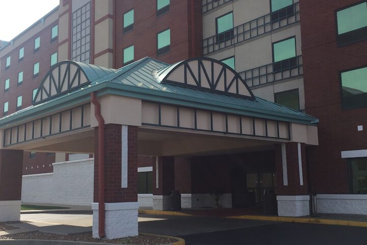 Casino Queen Hotel