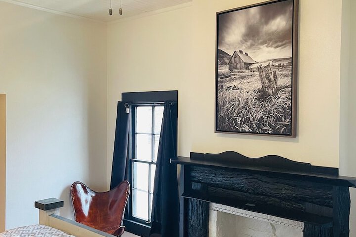 Room 46 of 49