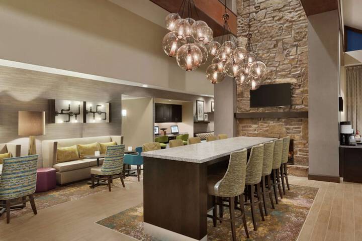 Hampton Inn & Suites Springdale