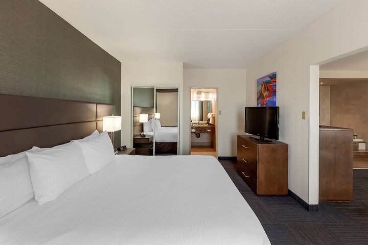 Room 20 of 53