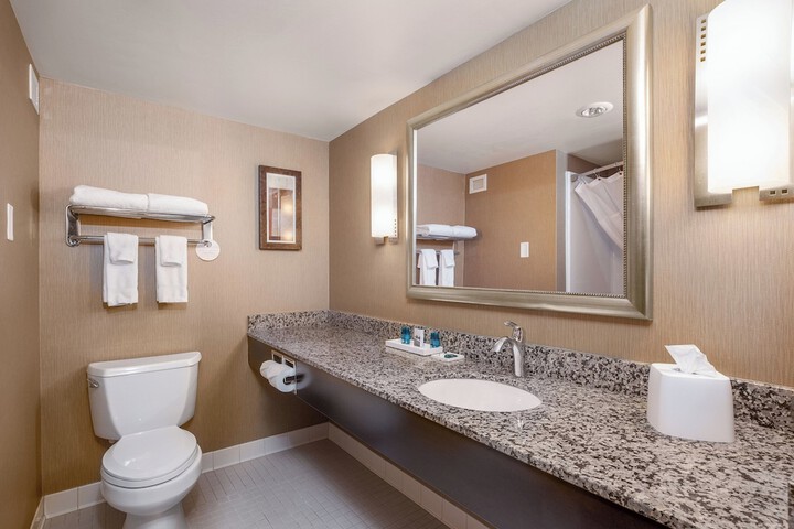 Delta Hotels by Marriott Fargo