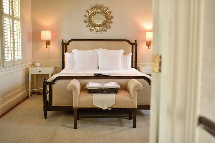Room 12 of 43