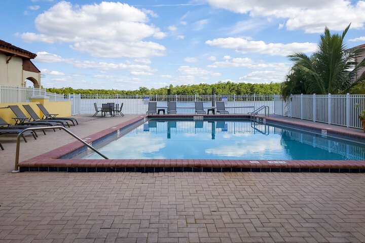 Pool 7 of 75