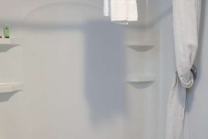 Room 8 of 23