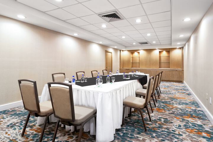 Holiday Inn Miami West - Airport Area by IHG