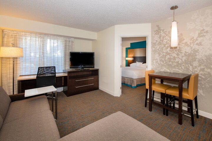 Room 19 of 42