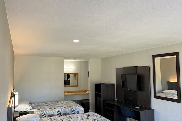 Room 17 of 21