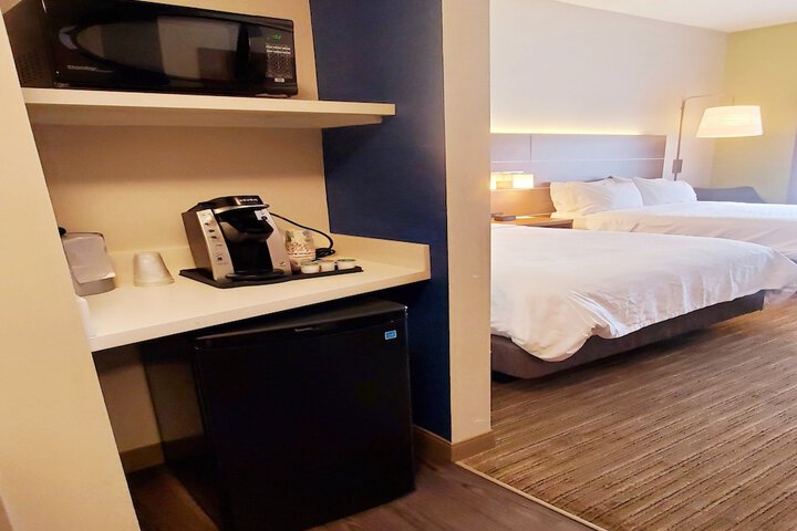Room 34 of 54