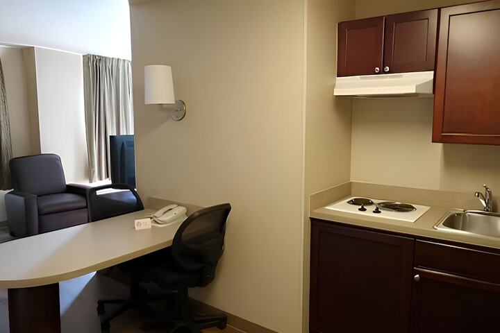 Room 15 of 23