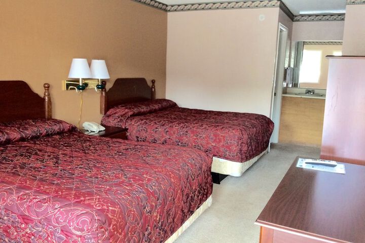 Room 11 of 13