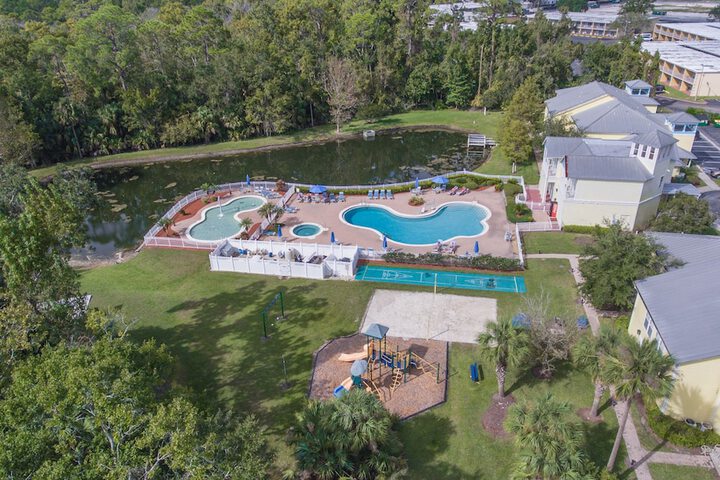 Barefoot Suites