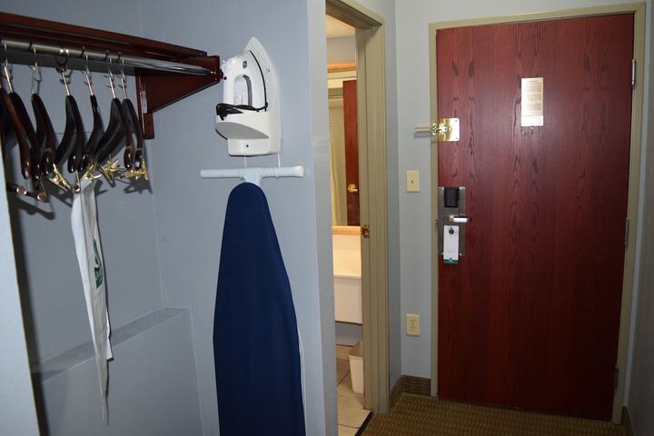 Room 39 of 67