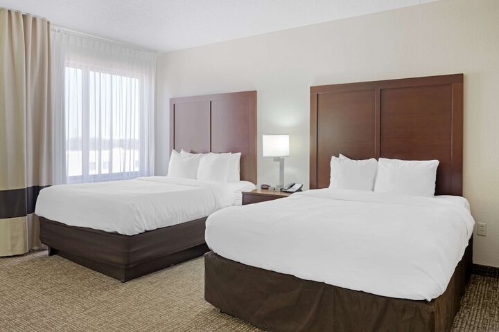Room 21 of 32