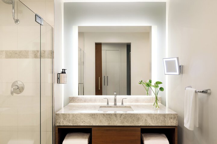 InterContinental Houston by IHG