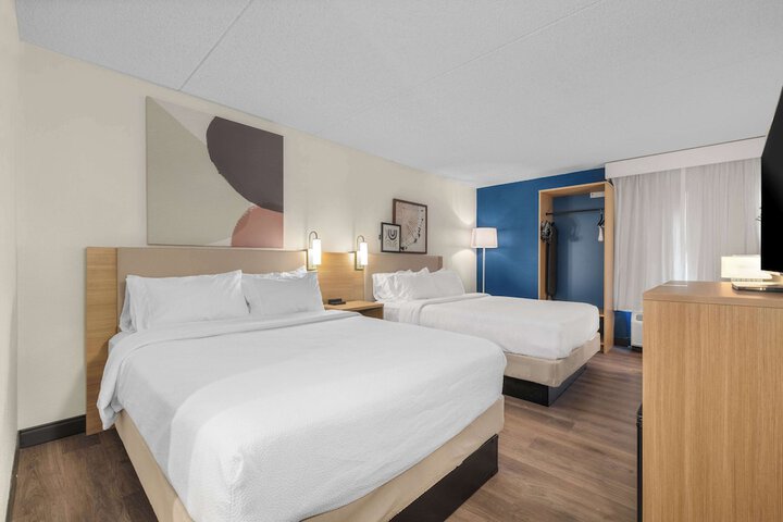 Room 20 of 34