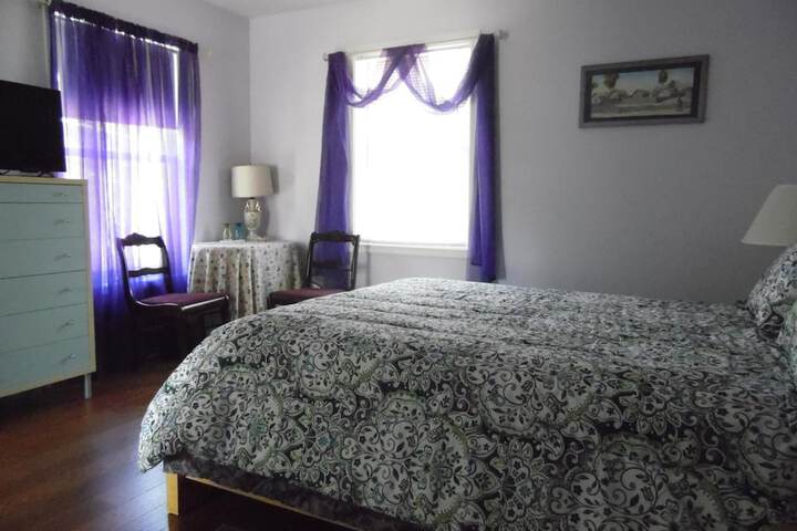 Room 14 of 37