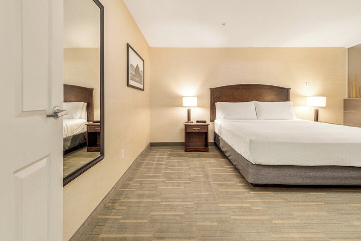 Room 39 of 200