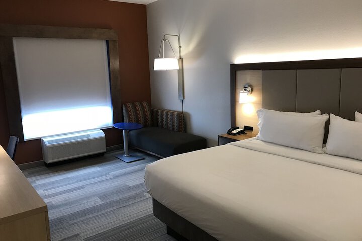 Holiday Inn Express Hotel & Suites Orlando South-Davenport by IHG