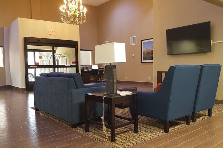 Hotel Interior 17 of 54