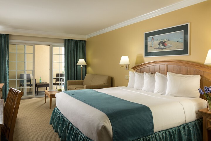 La Mer Beachfront Resort