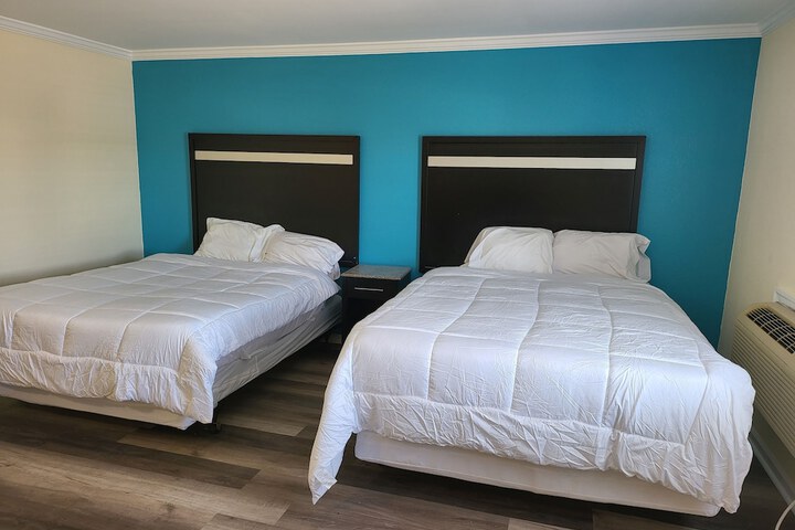 Budget Inn & Suites