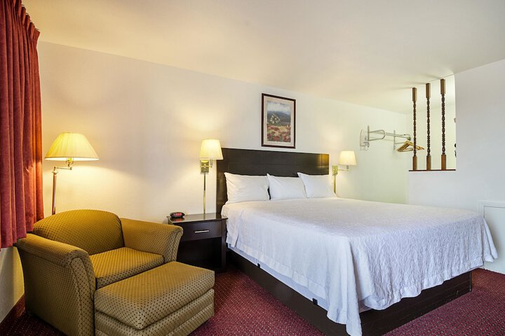 Room 12 of 31