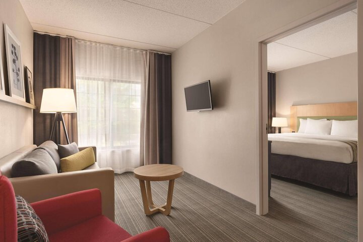 Country Inn & Suites by Radisson Raleigh-Durham Airport, NC