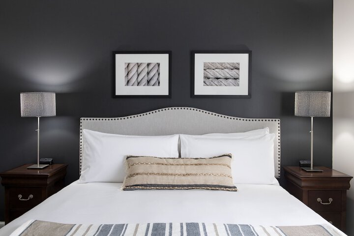 Room 15 of 27