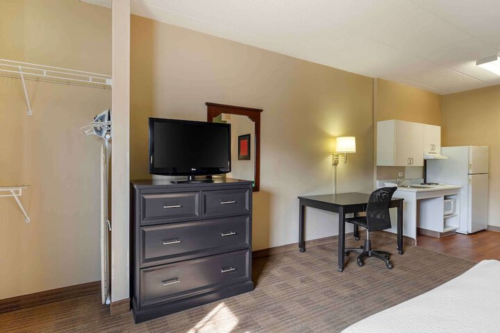 Room 30 of 36