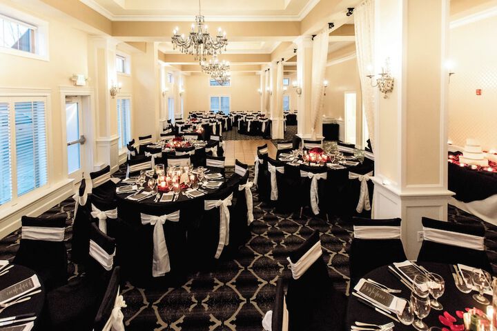Ballroom/Hall 90 of 116