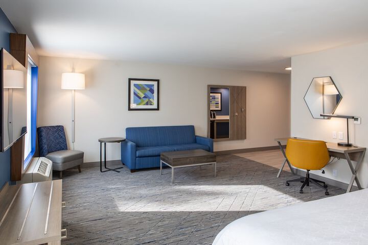 Room 20 of 93