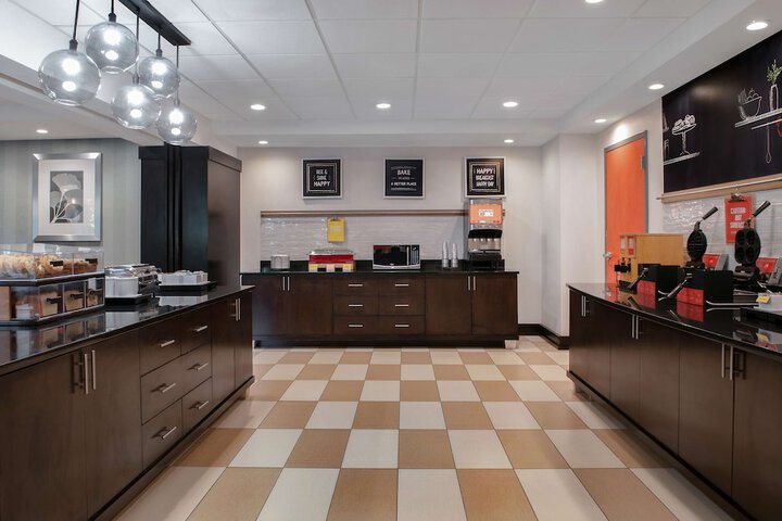 Hampton Inn Anderson / Alliance Business Park