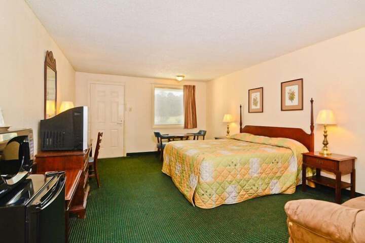 Motel 6 Sandersville GA