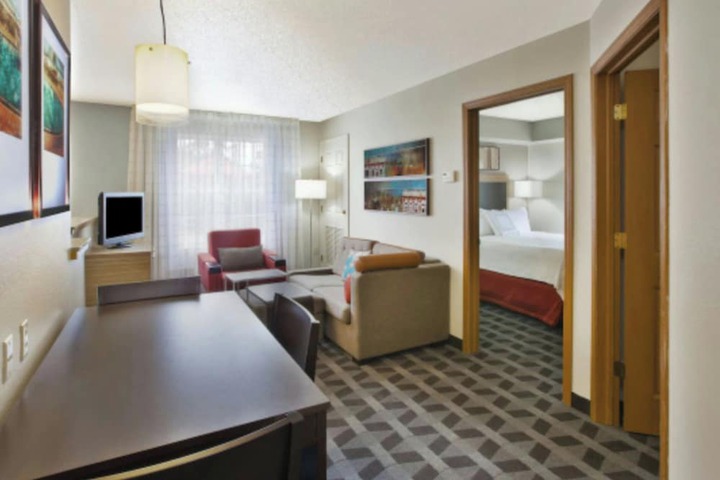 Towneplace Suites by Marriott Brookfield
