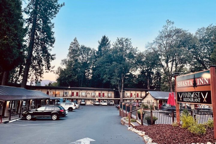 Shasta Inn