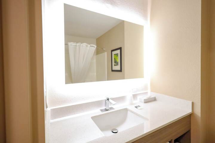 Extended Stay America Suites Cleveland Beachwood Orange Pl S