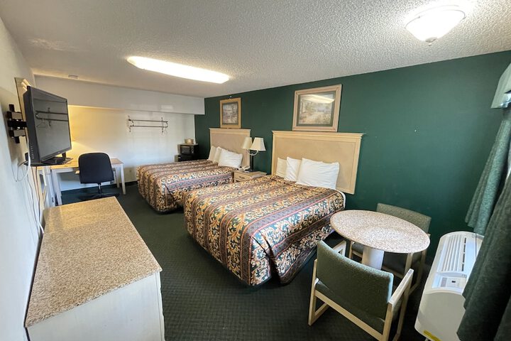 Room 43 of 62