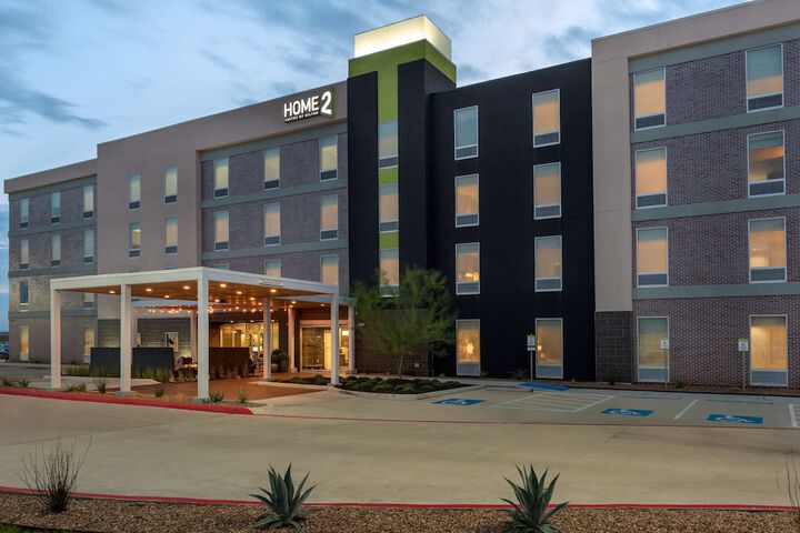Hotel 3 of 50