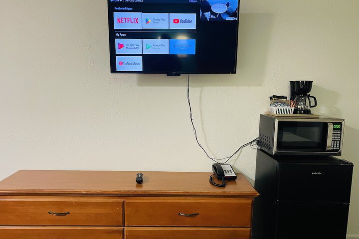 Room 15 of 25