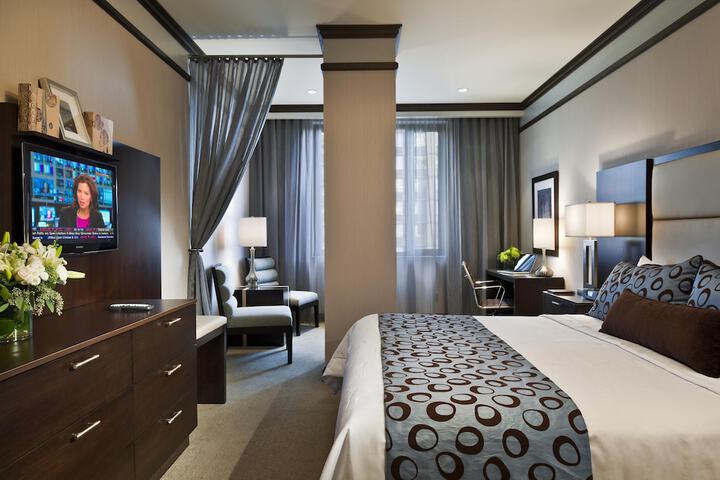 Room 25 of 29