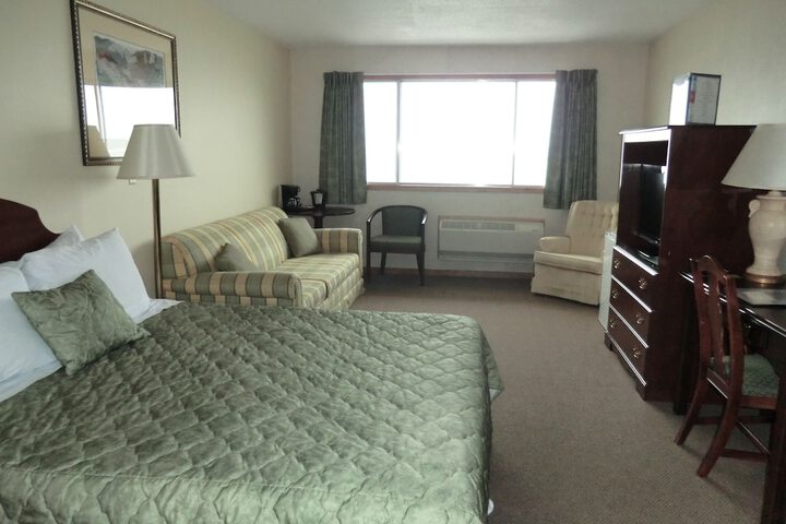 Room 53 of 99