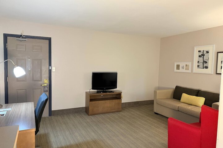 Country Inn & Suites by Radisson Harlingen, TX