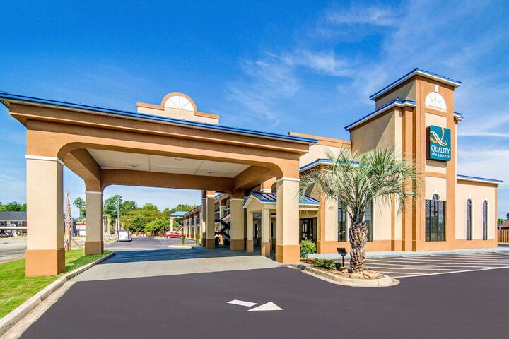 Quality Inn & Suites Lake City