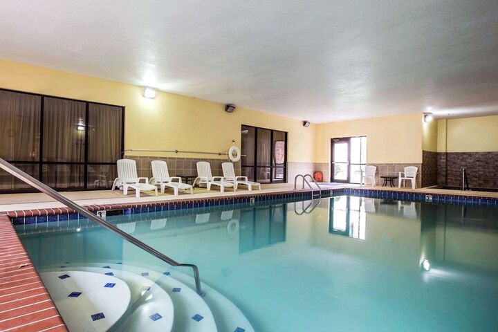 Pool 4 of 85