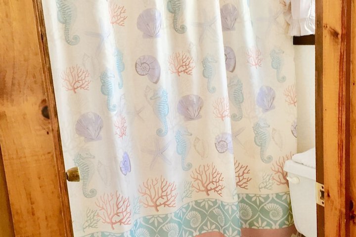 Room 22 of 62