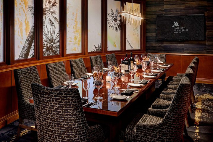 Dining 73 of 96