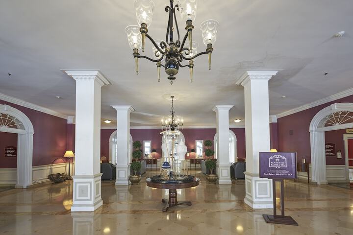 Gideon Putnam Resort & Spa