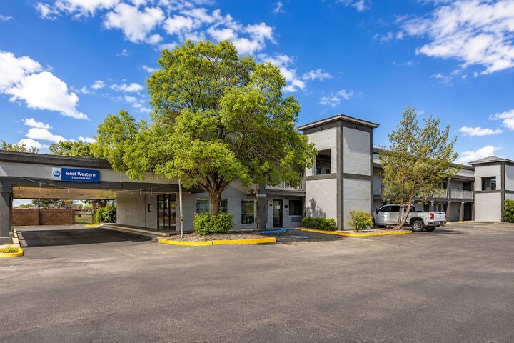 Best Western Executive Inn