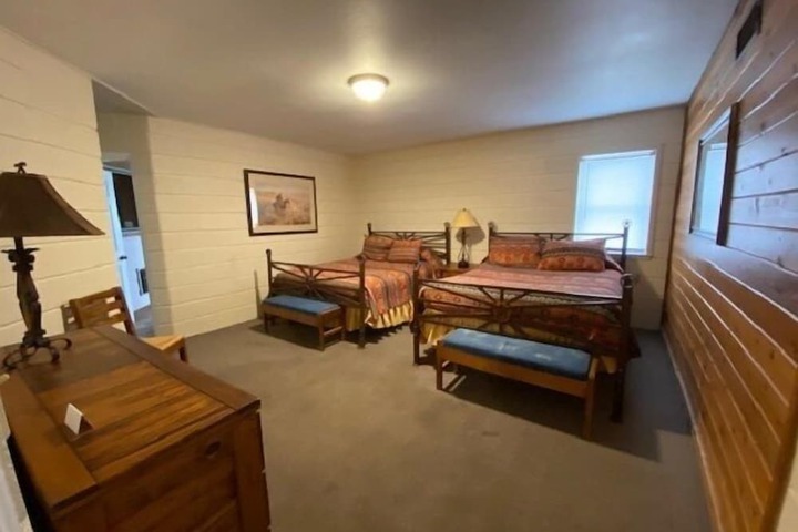 Room 63 of 129